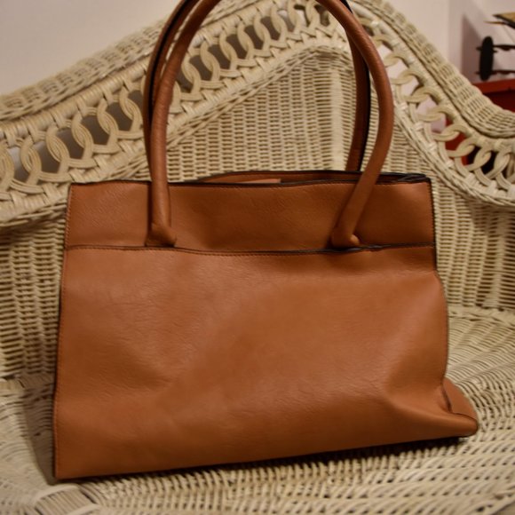 Tan Vegan Leather Purse - Picture 4 of 4